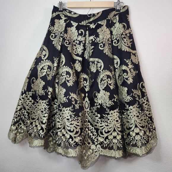 Eliza J Dresses & Skirts - Eliza J Y2K Brocade Embellished Metallic Gold Embroidered Tulle Poof Midi Skirt